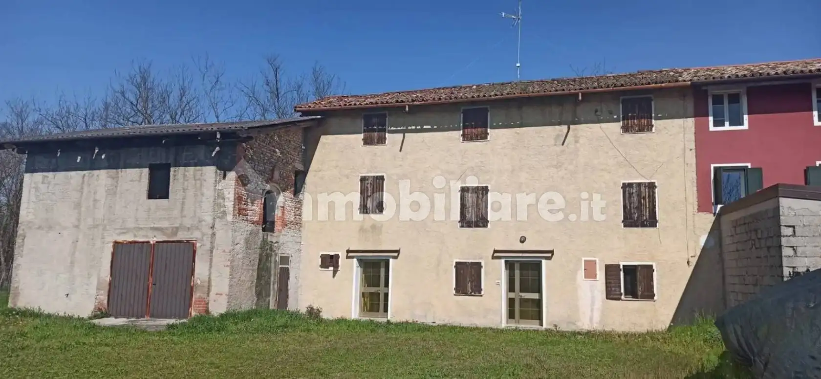 Rustico - Casale in vendita a Sesto al Reghena