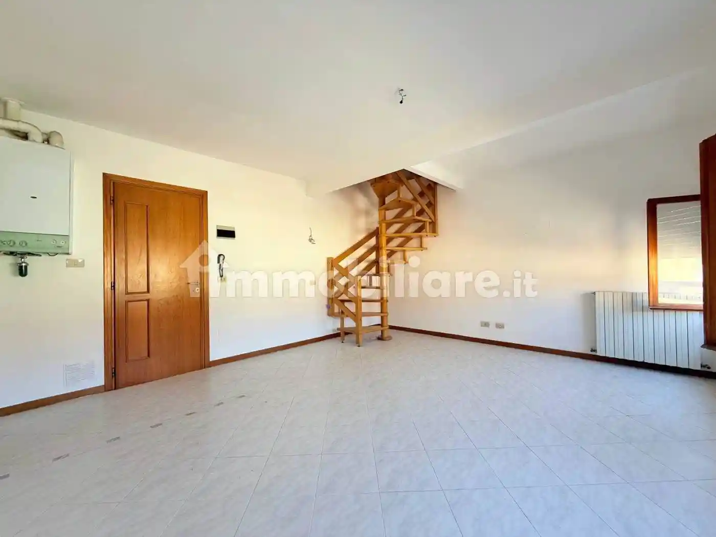 Appartamento in vendita a Cecina