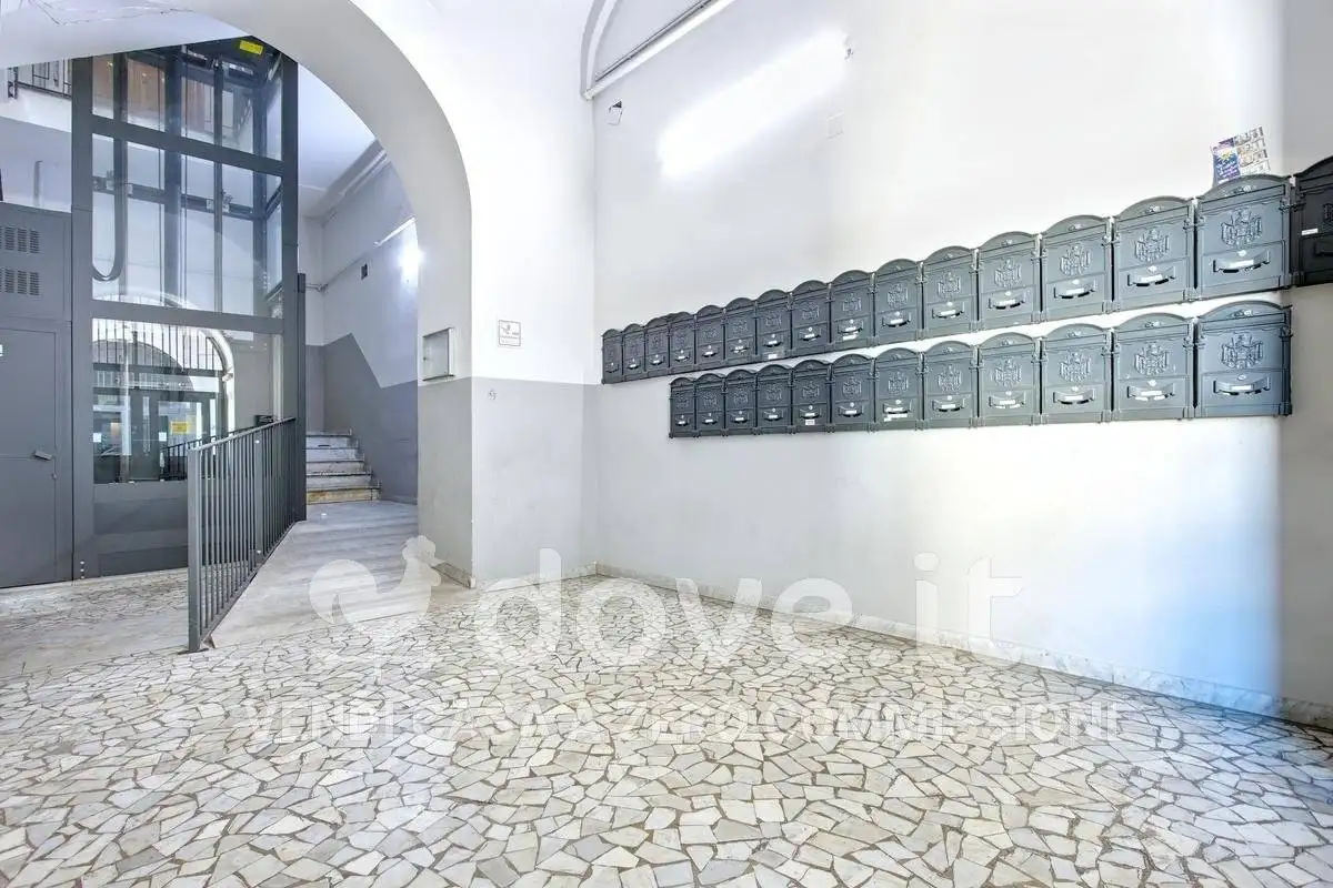 Appartamento in vendita a Napoli