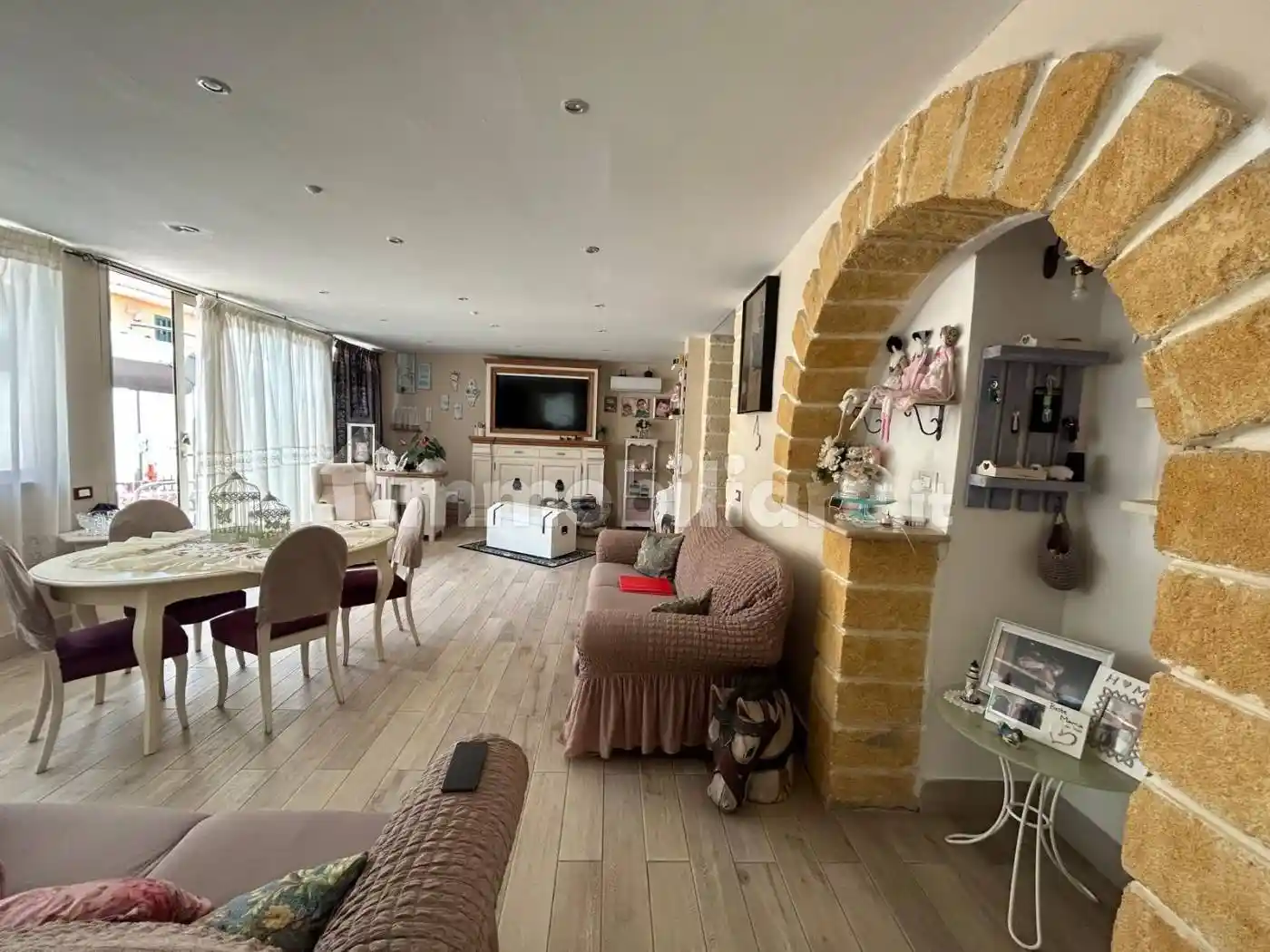 Villa in vendita a Altavilla Milicia