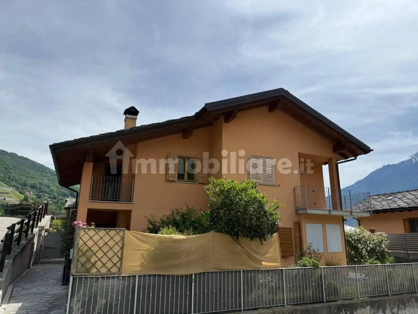 Appartamento in vendita a Nus