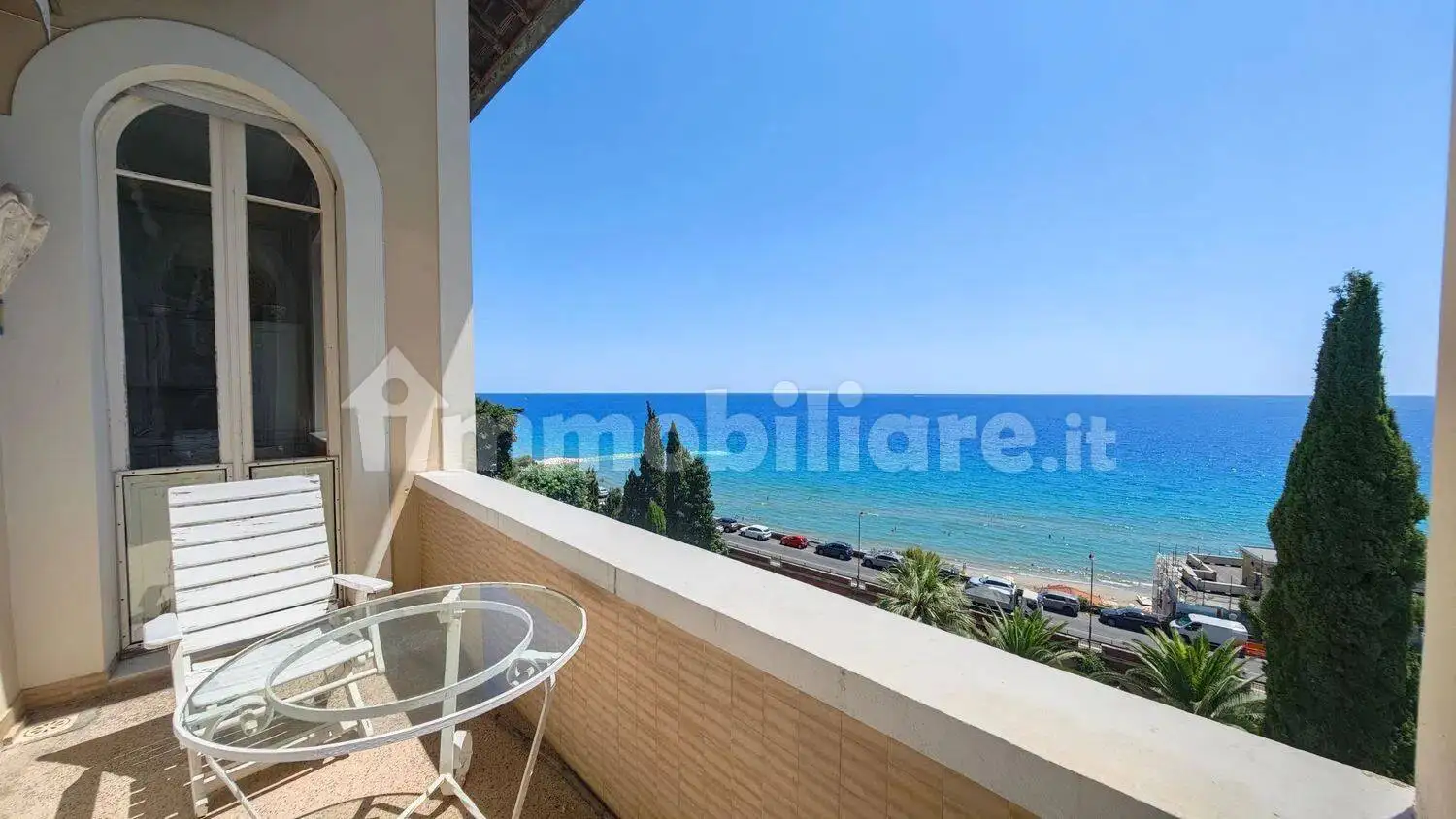 Appartamento in affitto a Alassio