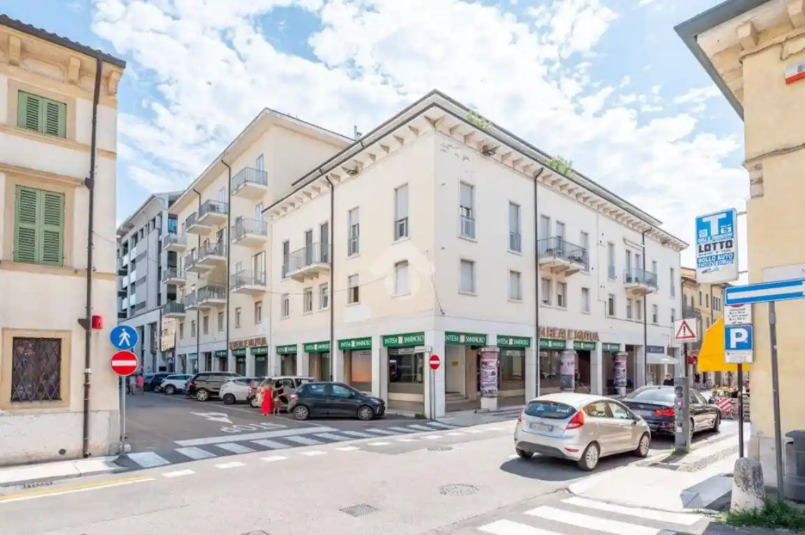 Appartamento in vendita a Villafranca di Verona