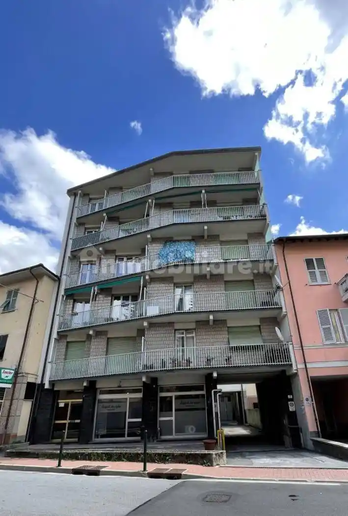 Appartamento in vendita a Busalla