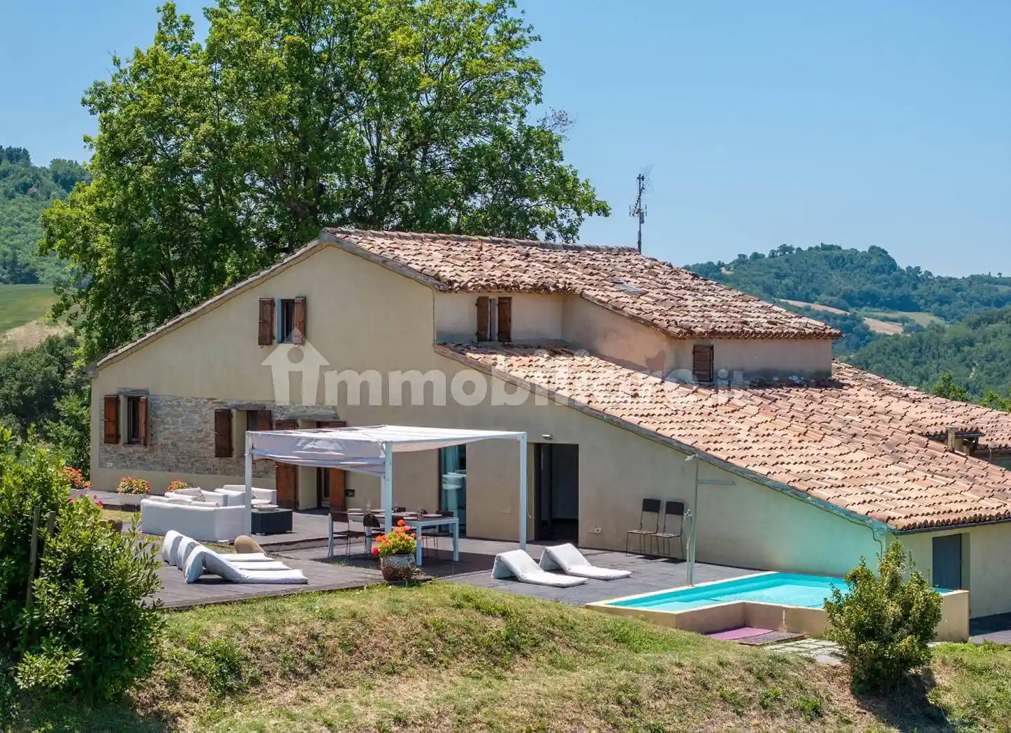 Rustico - Casale in vendita a Vallefoglia