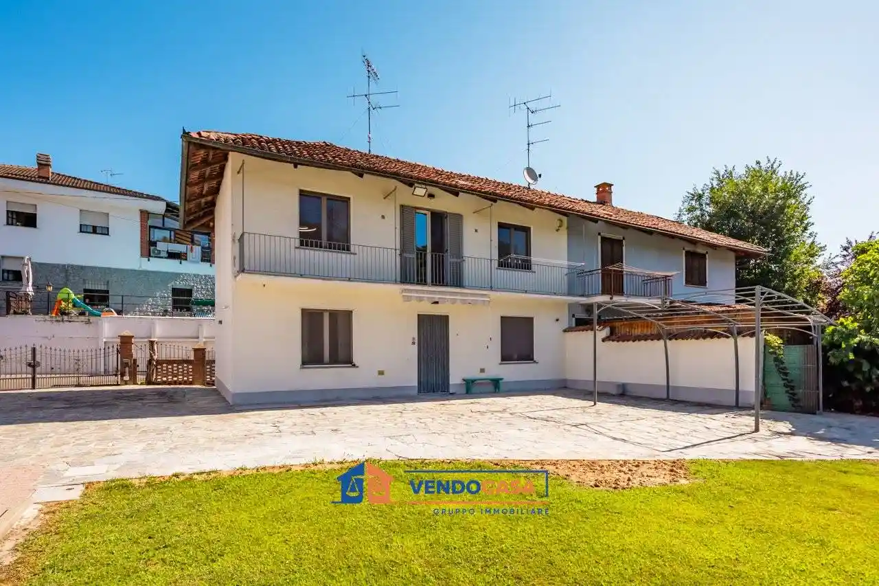 Villa in vendita a Bra