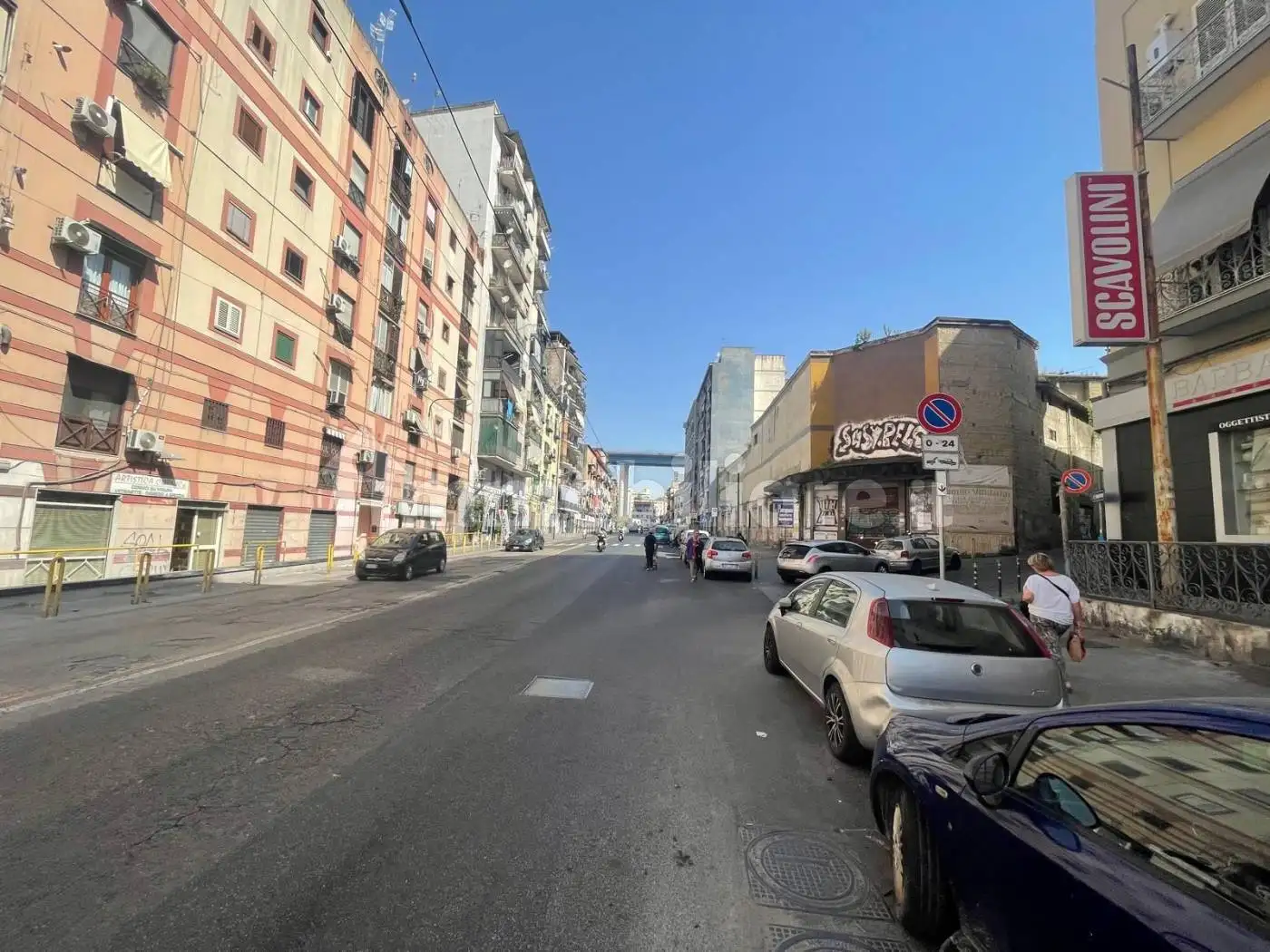 Palazzo - Edificio in affitto a Napoli