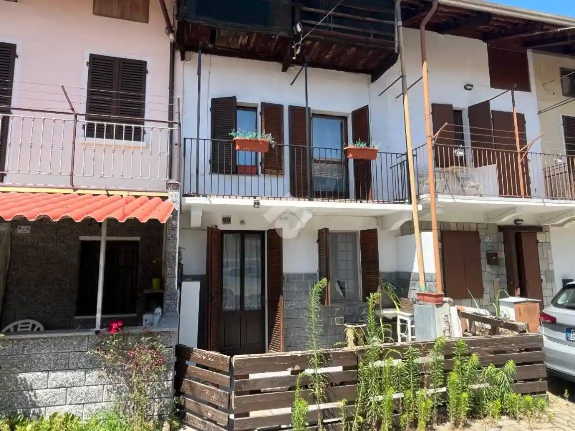 Casa indipendente in vendita a San Francesco al Campo