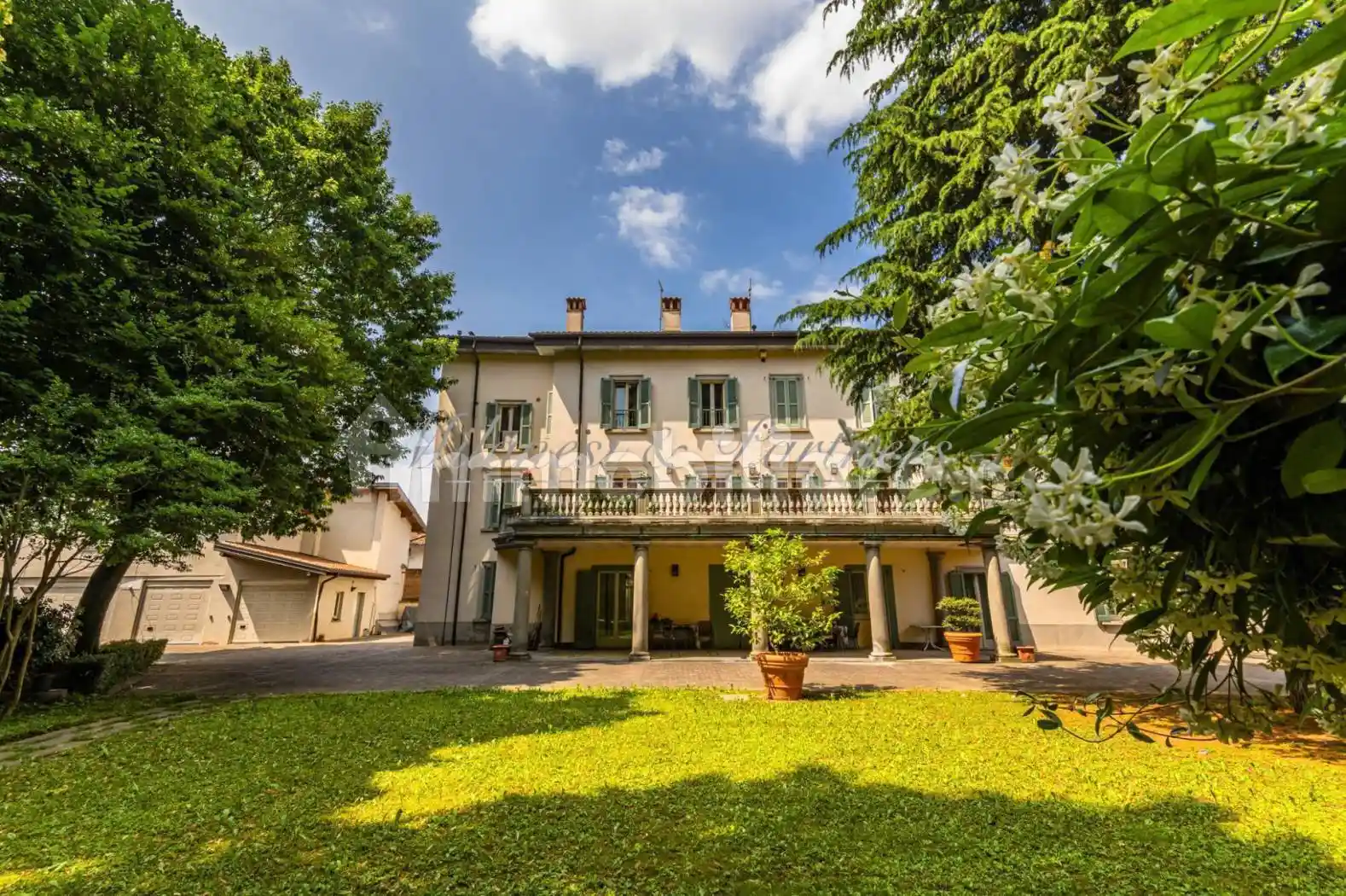 Palazzo - Edificio - foto 2