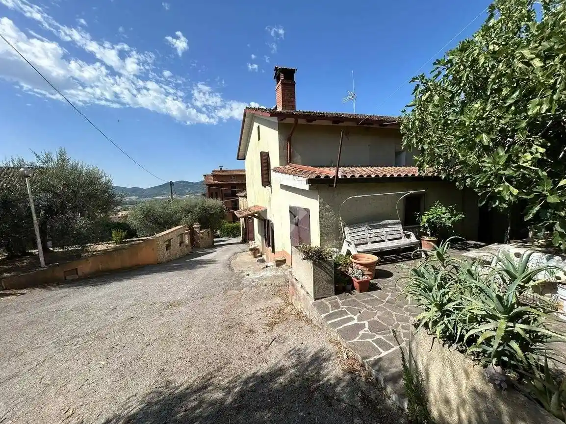 Appartamento via Baldo 15, Fontignano, Perugia - foto 2