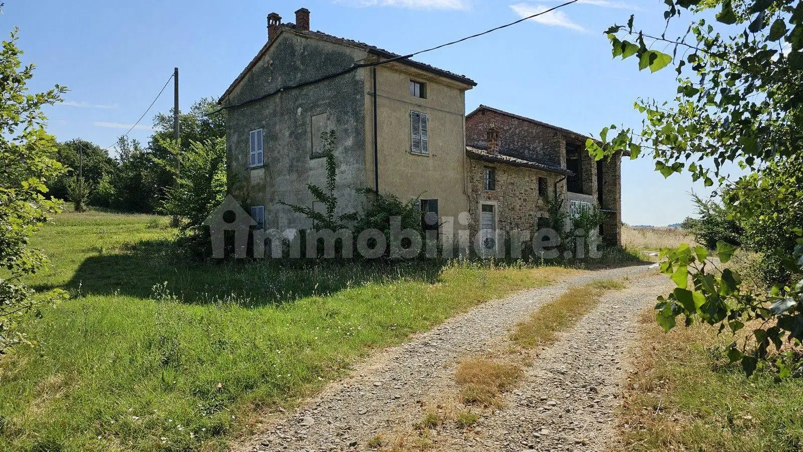 Rustico - Casale in vendita a Agazzano