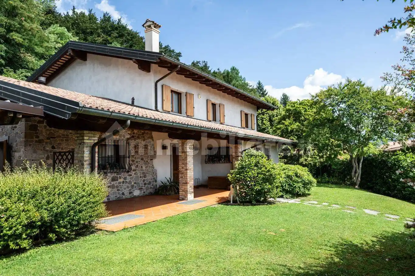 Villa in vendita a Tricesimo