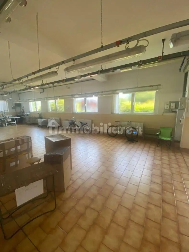 Villa unifamiliare, ottimo stato, 223 m², Villadosia, Casale Litta - foto 4