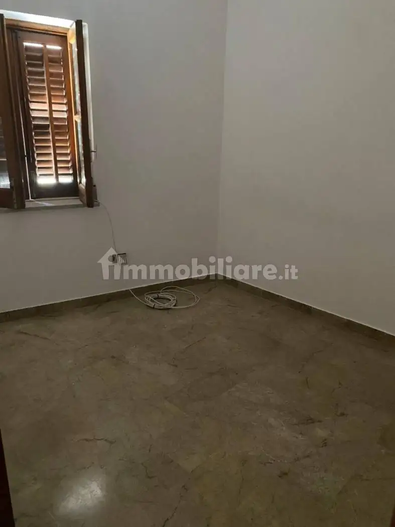 Trilocale via Tenente Ernesto Forte, Castelbuono - foto 3