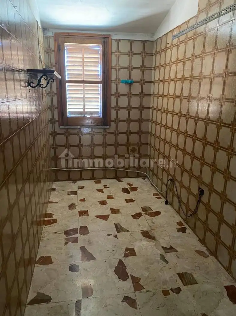 Trilocale via Tenente Ernesto Forte, Castelbuono - foto 4