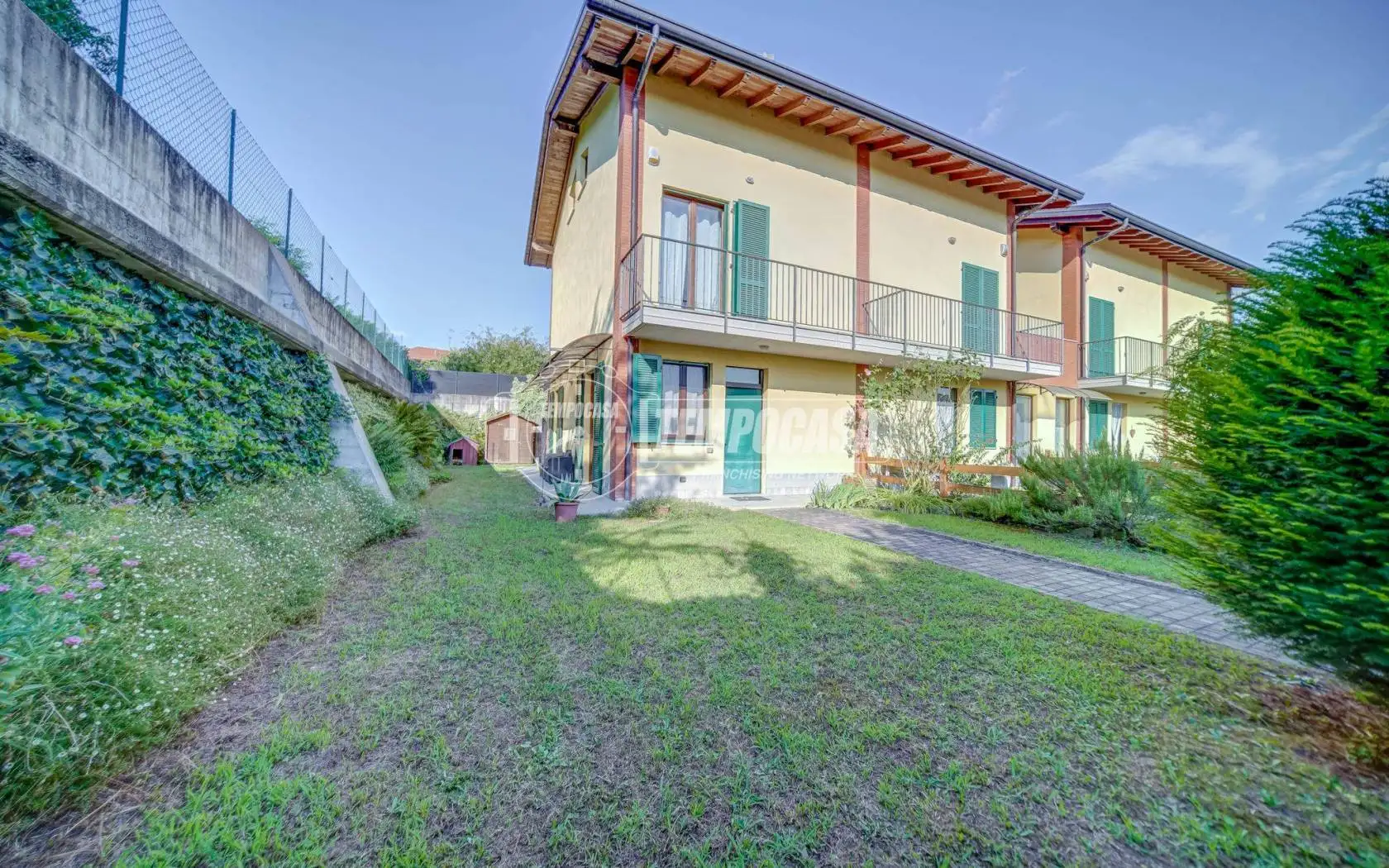 Villetta a schiera in vendita a Mercallo