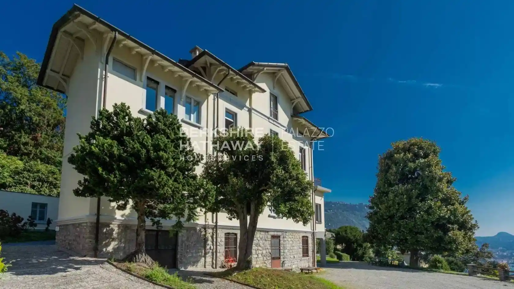 Villa unifamiliare, nuova, 630 m², Monte Olimpino, Como - foto 2