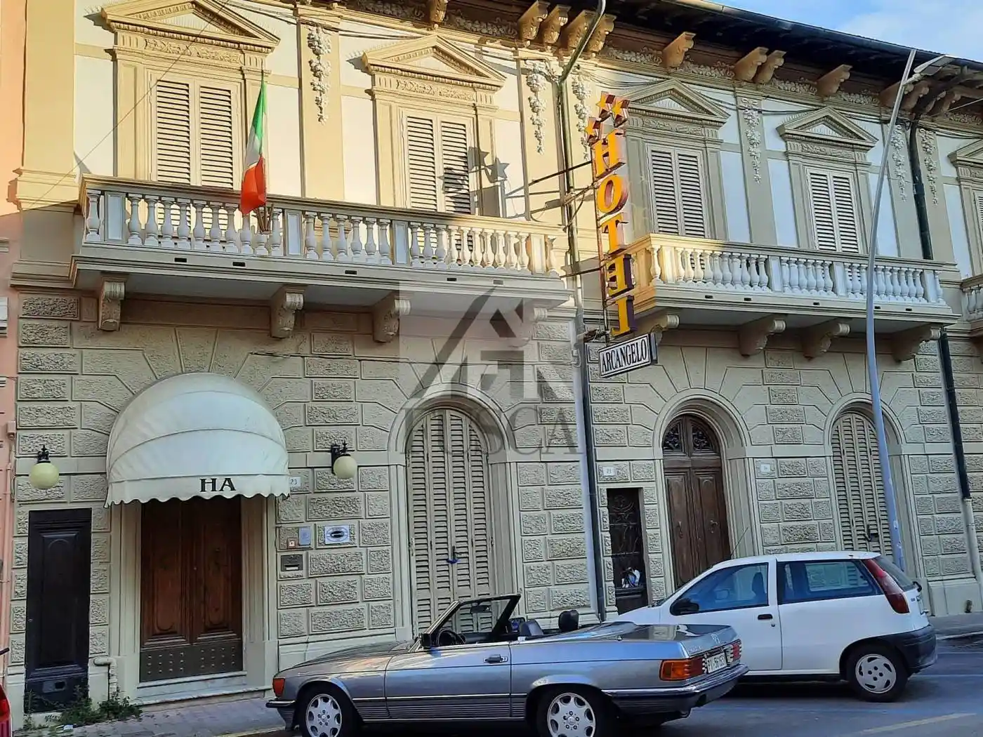 Palazzo - Edificio in vendita a Viareggio