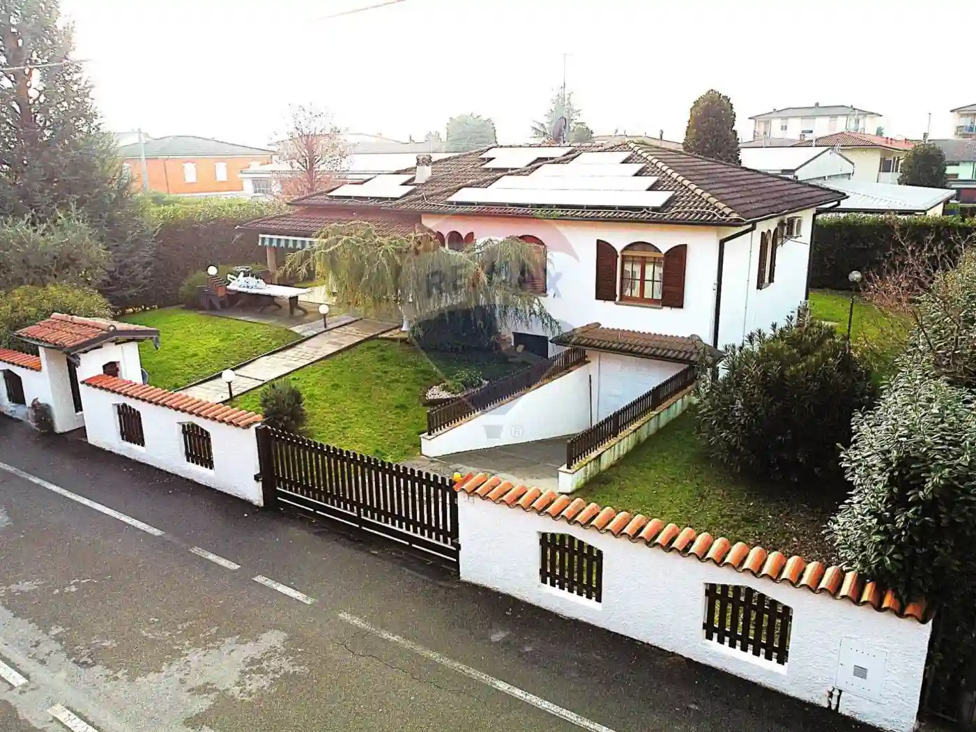 Villa - foto 2