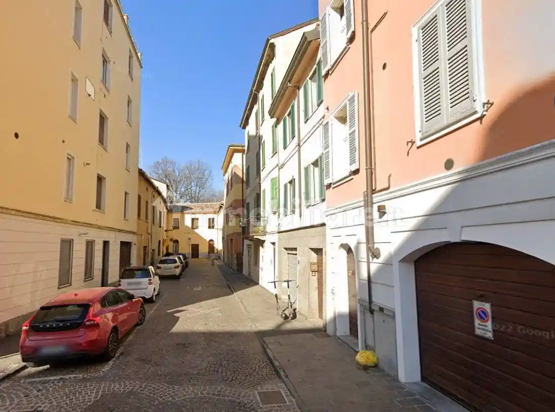 Casa indipendente in vendita a Parma