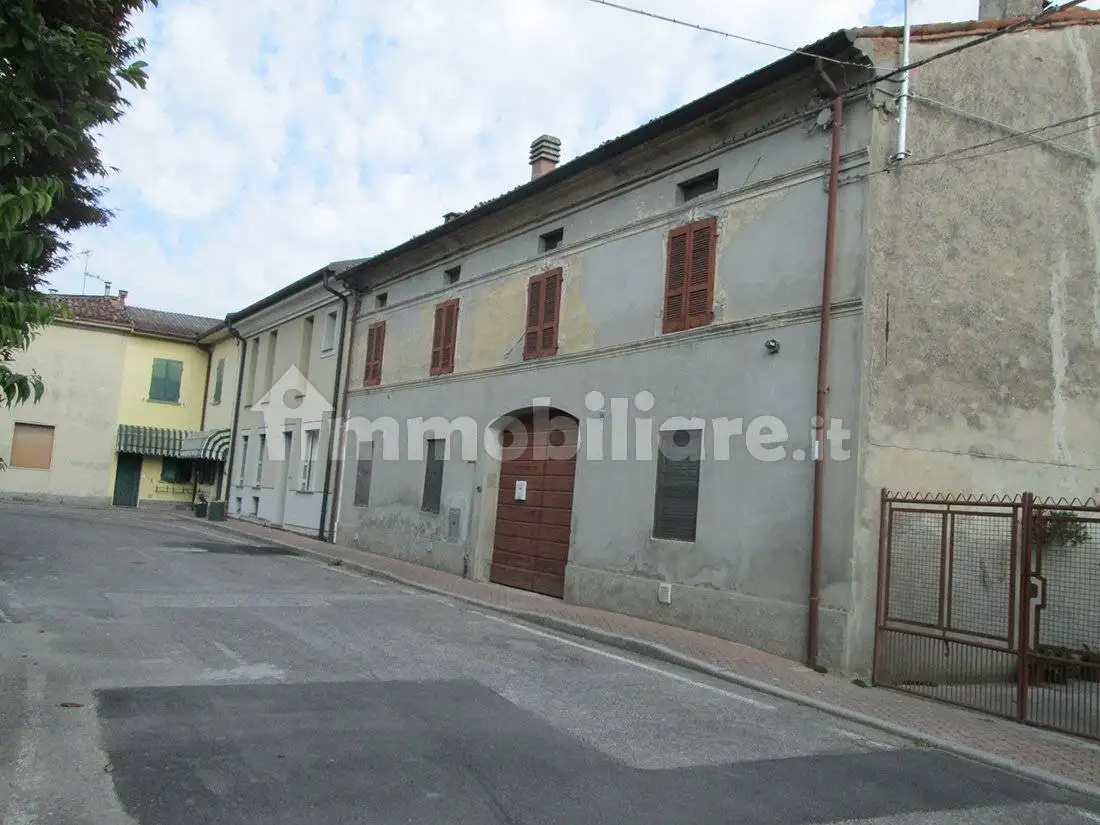 Casa indipendente in vendita a Gussola