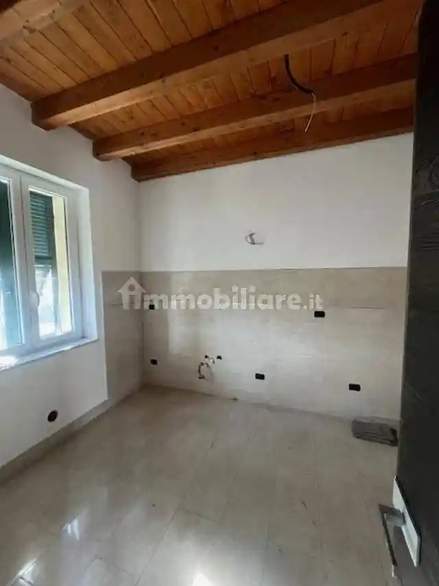 Appartamento in vendita a Sarzana