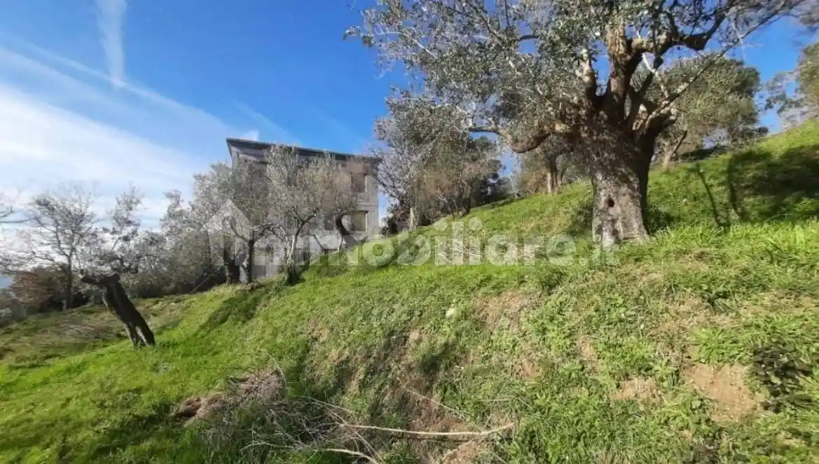 Villa in vendita a Castelnuovo Magra