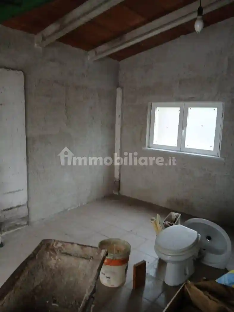 Rustico - Casale in vendita a Castelnuovo Magra