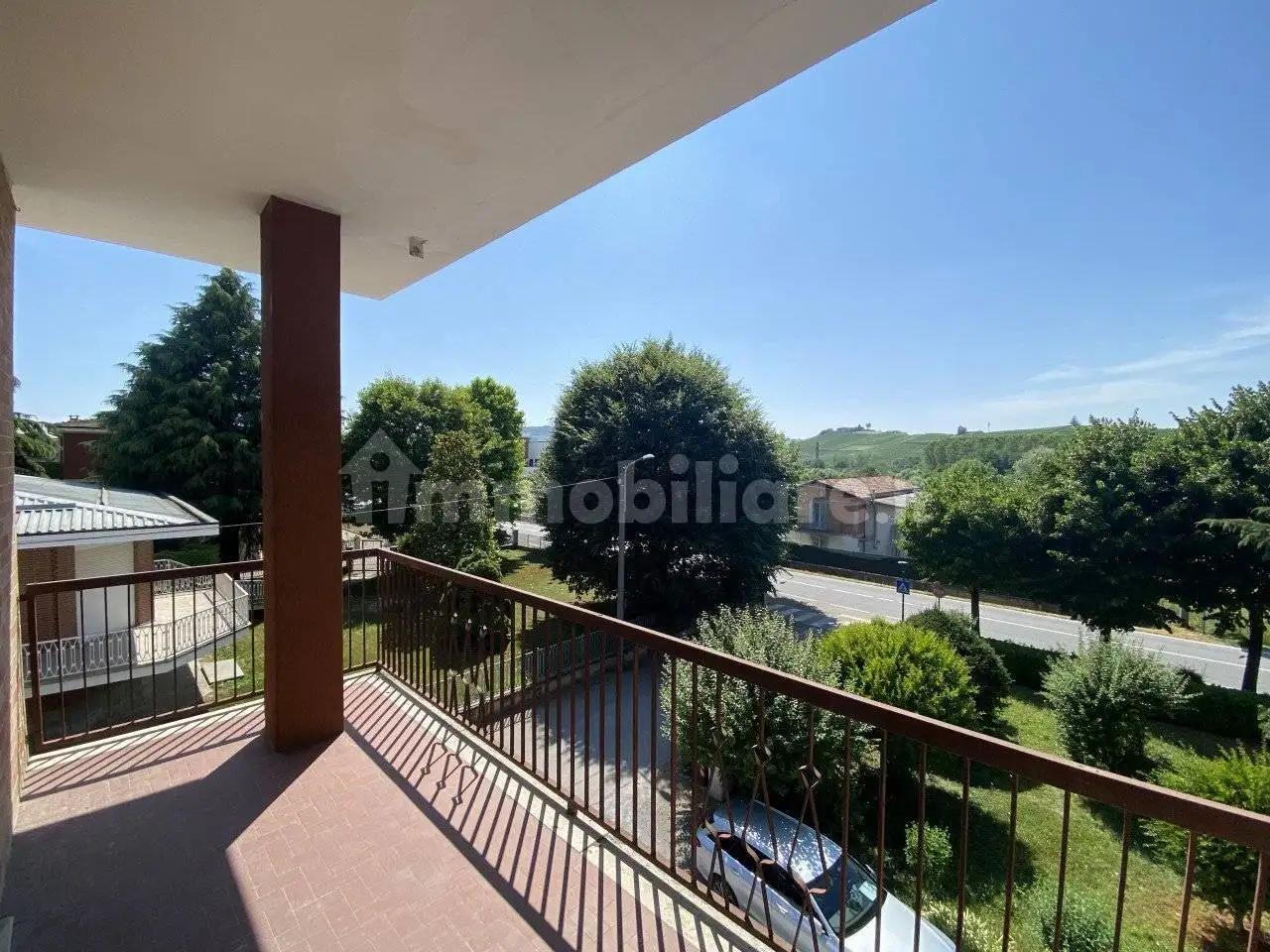 Appartamento in vendita a Grinzane Cavour