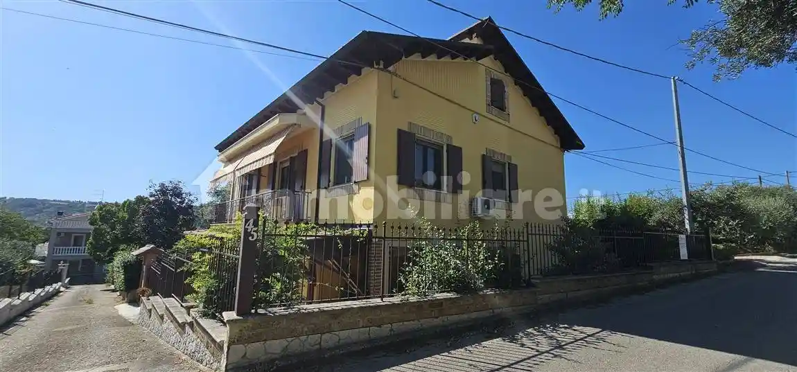 Villa unifamiliare Contrada Santa Liberata, Centro, Lanciano - foto 3