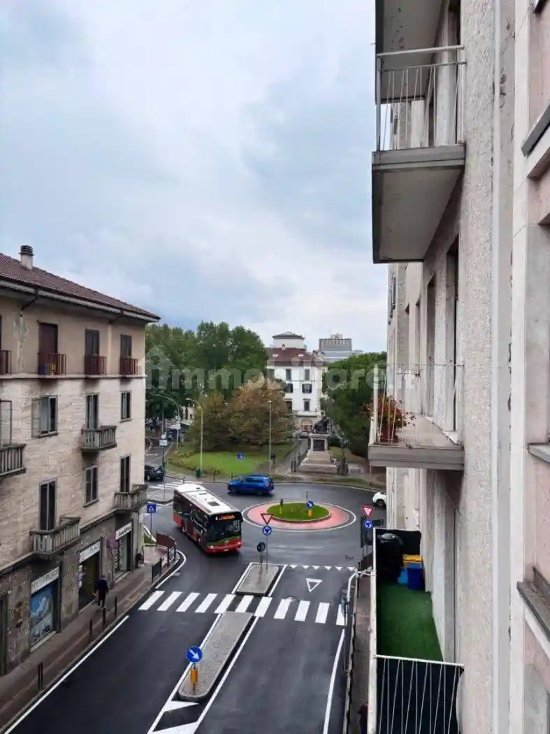 Appartamento in vendita a Lecco