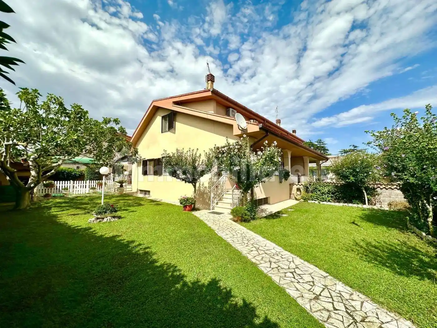 Villa in vendita a Ardea