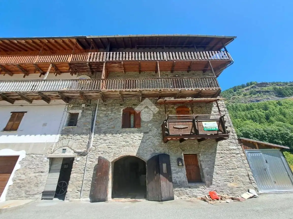 Appartamento in vendita a Saint-Rhémy-En-Bosses