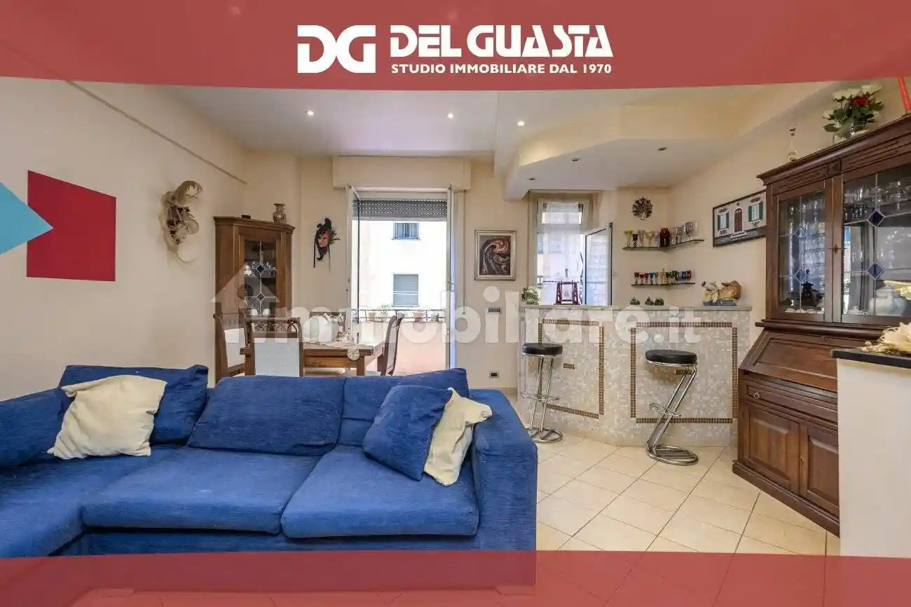 Appartamento in vendita a Genova