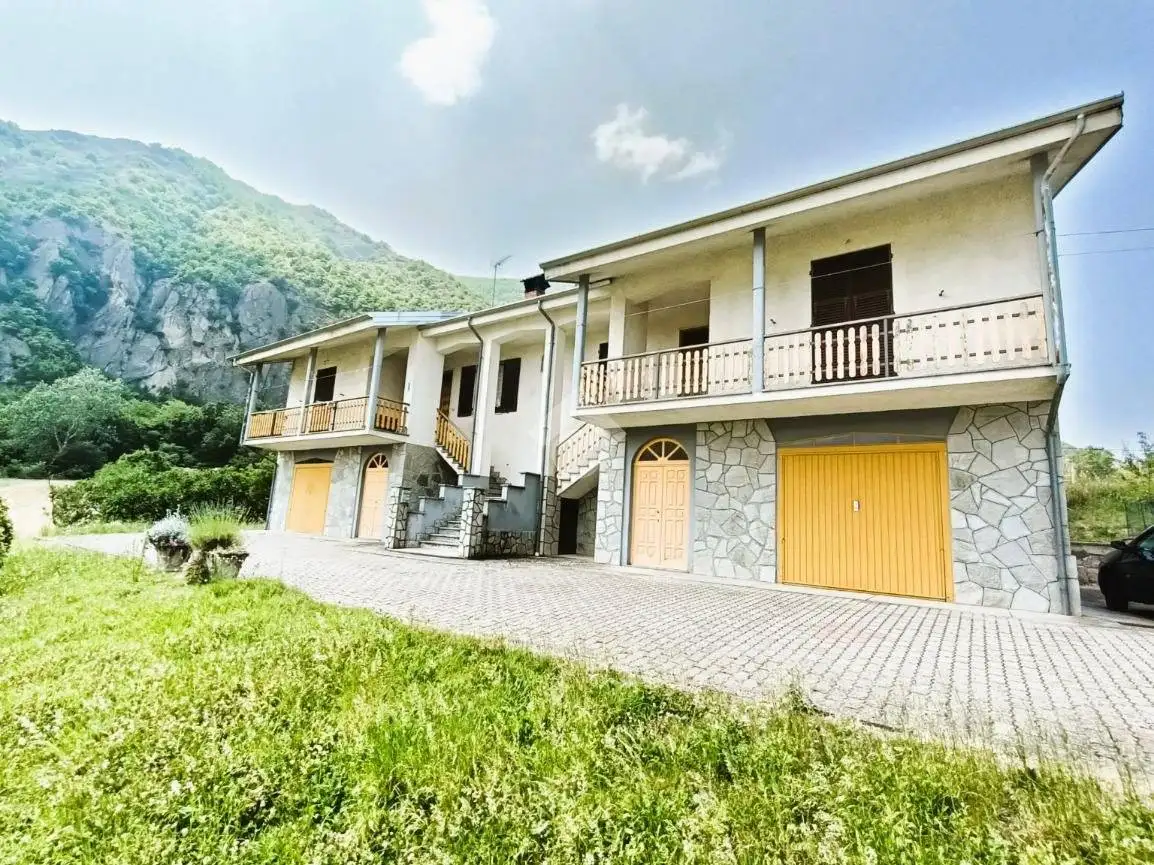 Villa in vendita a Cantalupo Ligure