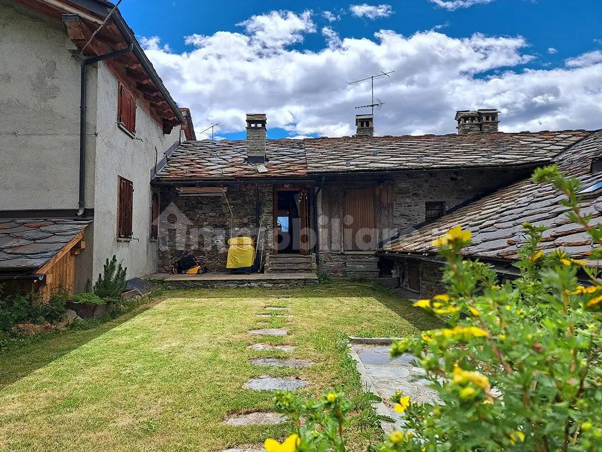 Rustico - Casale in vendita a Saint-Nicolas