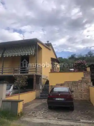 Villa in vendita a Montale