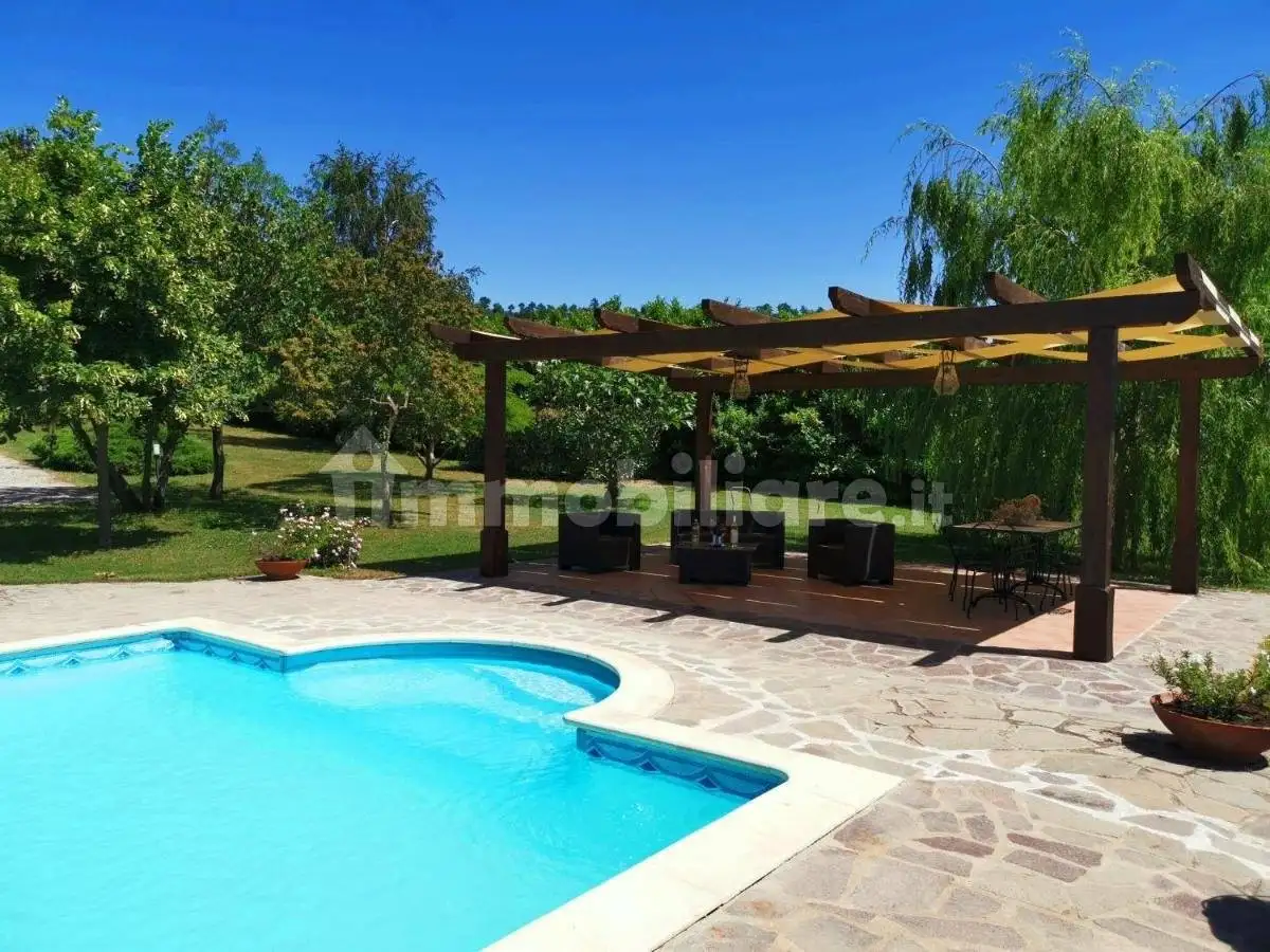 Villa in affitto a Bolsena