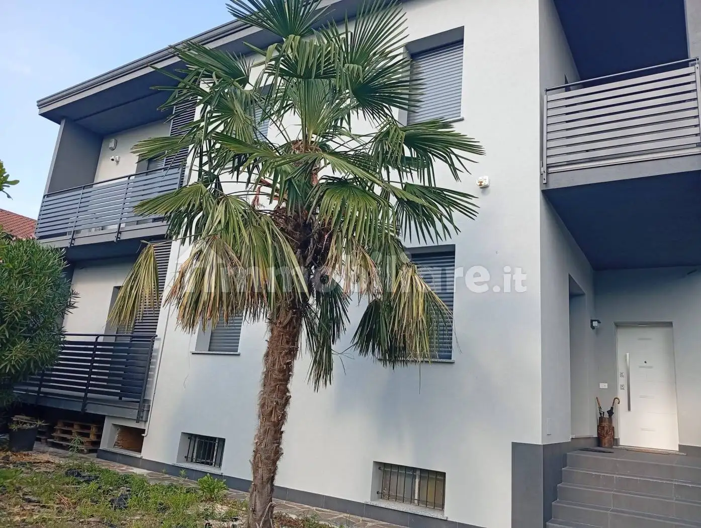 Appartamento in affitto a Rovello Porro