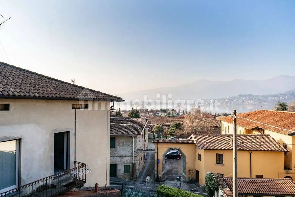 Terratetto plurifamiliare via Vittorio Veneto 4, Centro, Bosisio Parini - foto 3