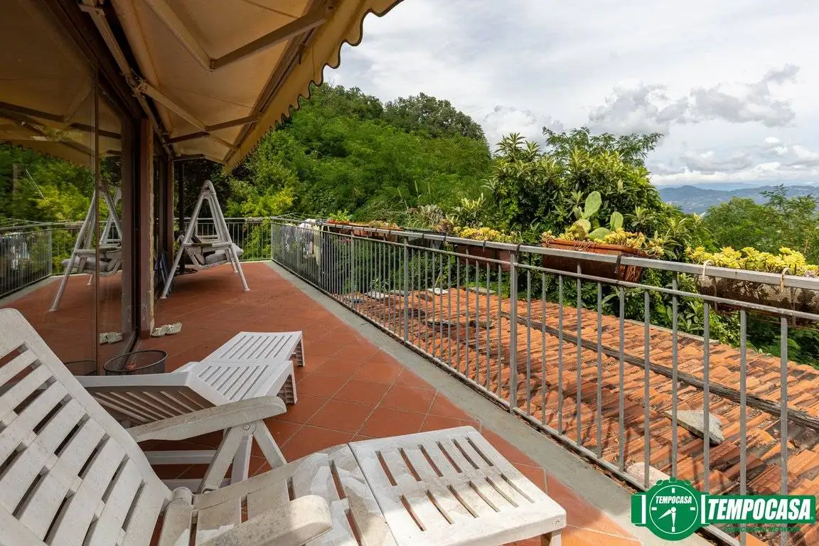 Villa in vendita a Lerici