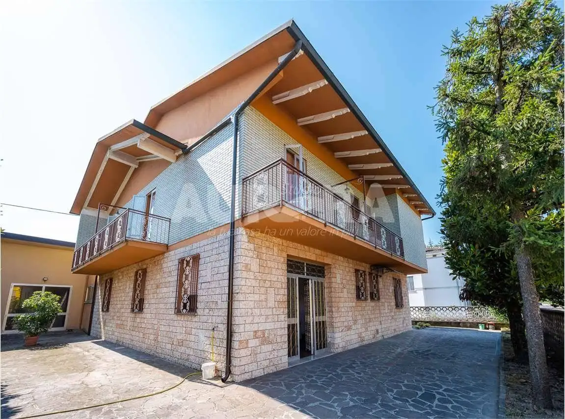 Terratetto unifamiliare via Stazione, Bastiglia - foto 2