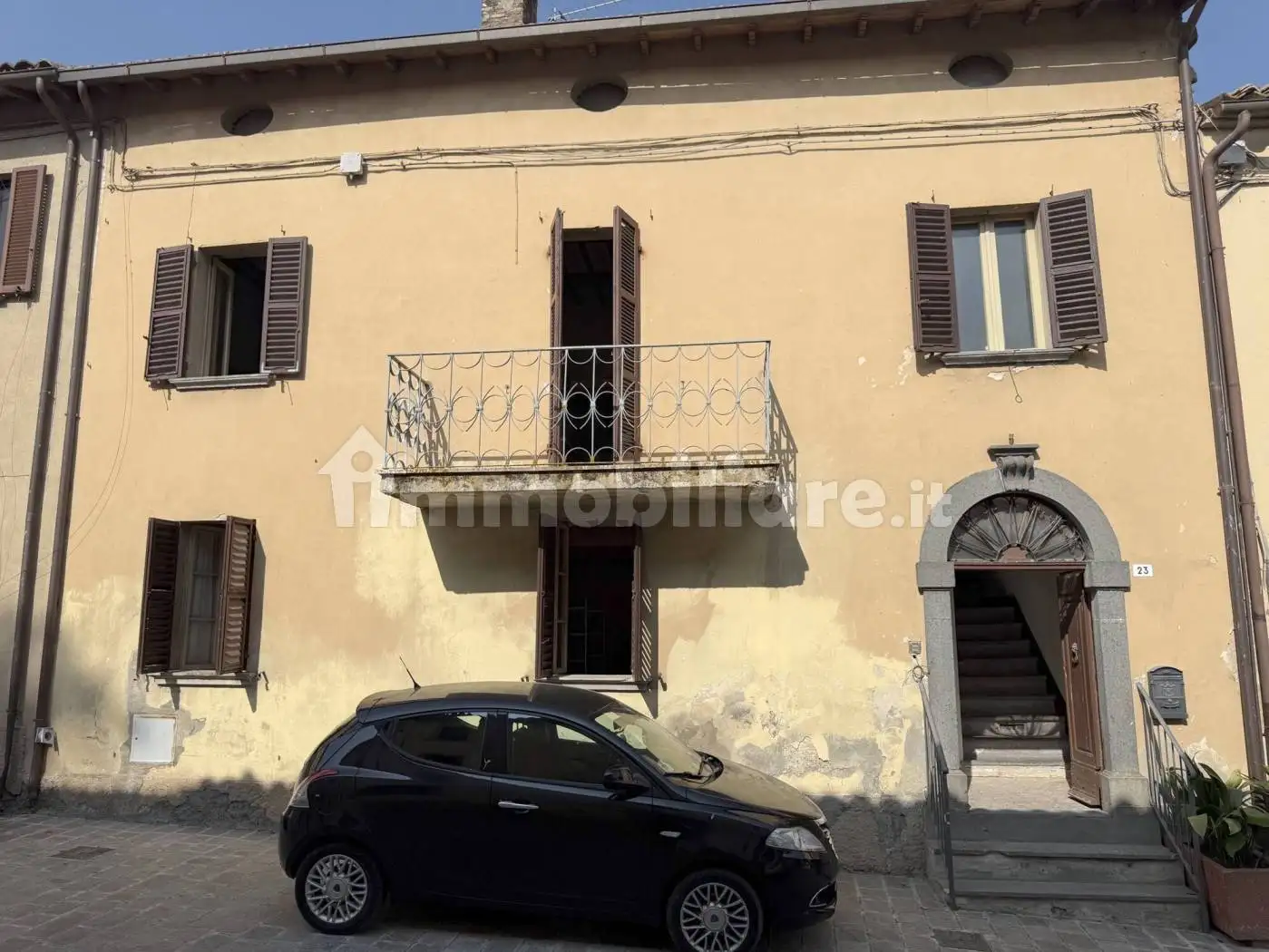 Terratetto unifamiliare 340 m², buono stato, Centro, Baschi - foto 4