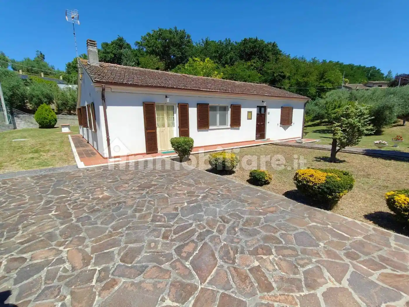 Villa in vendita a Montefelcino