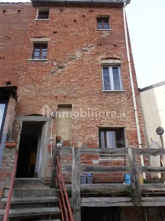 Casa indipendente in vendita a Sinalunga