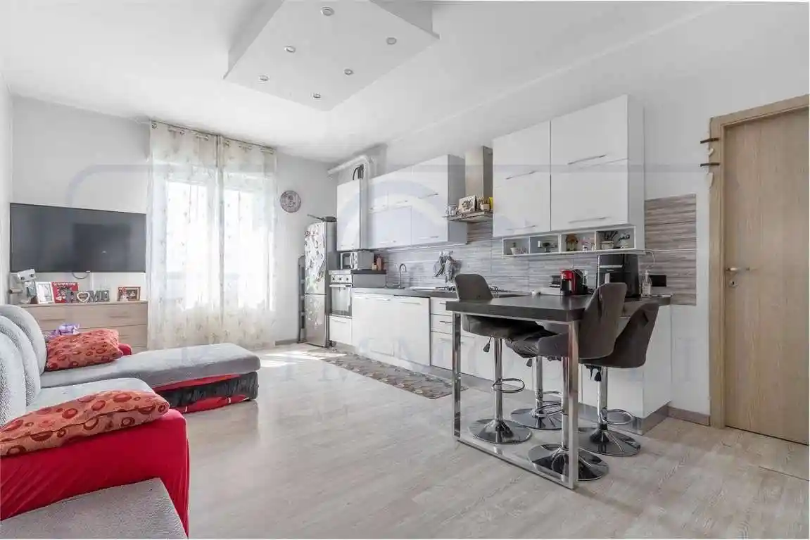 Appartamento in vendita a Limbiate