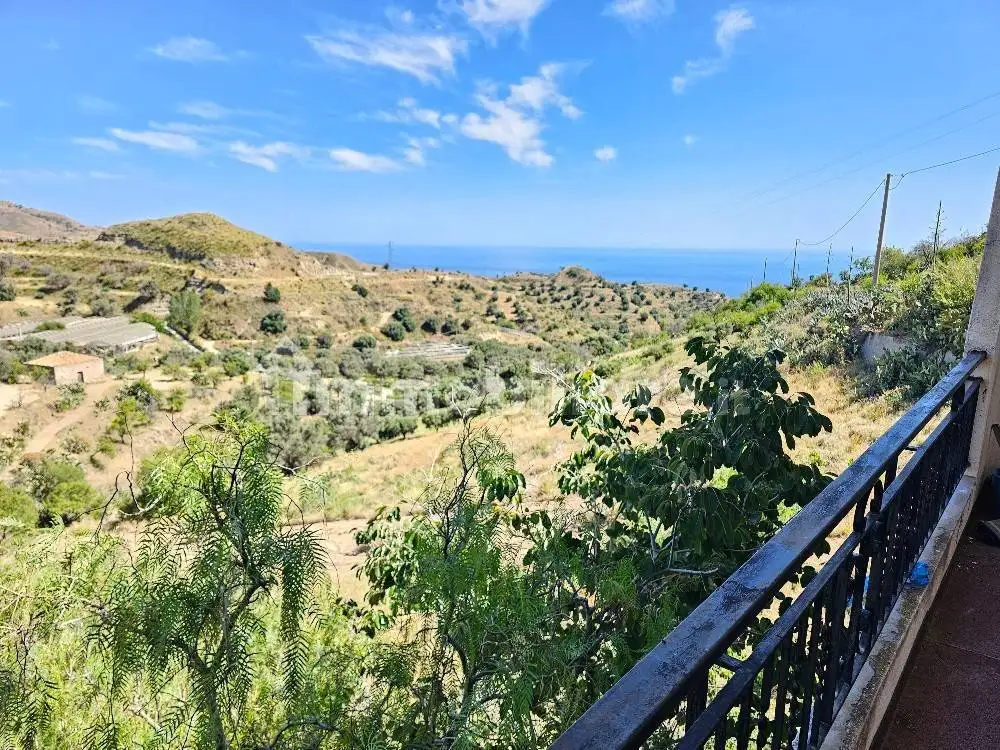 Casa indipendente in vendita a Motta San Giovanni