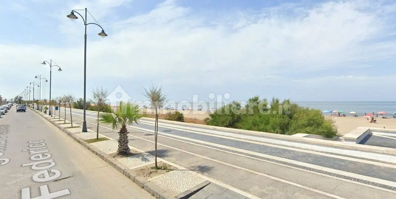 Villa in vendita a Mondragone