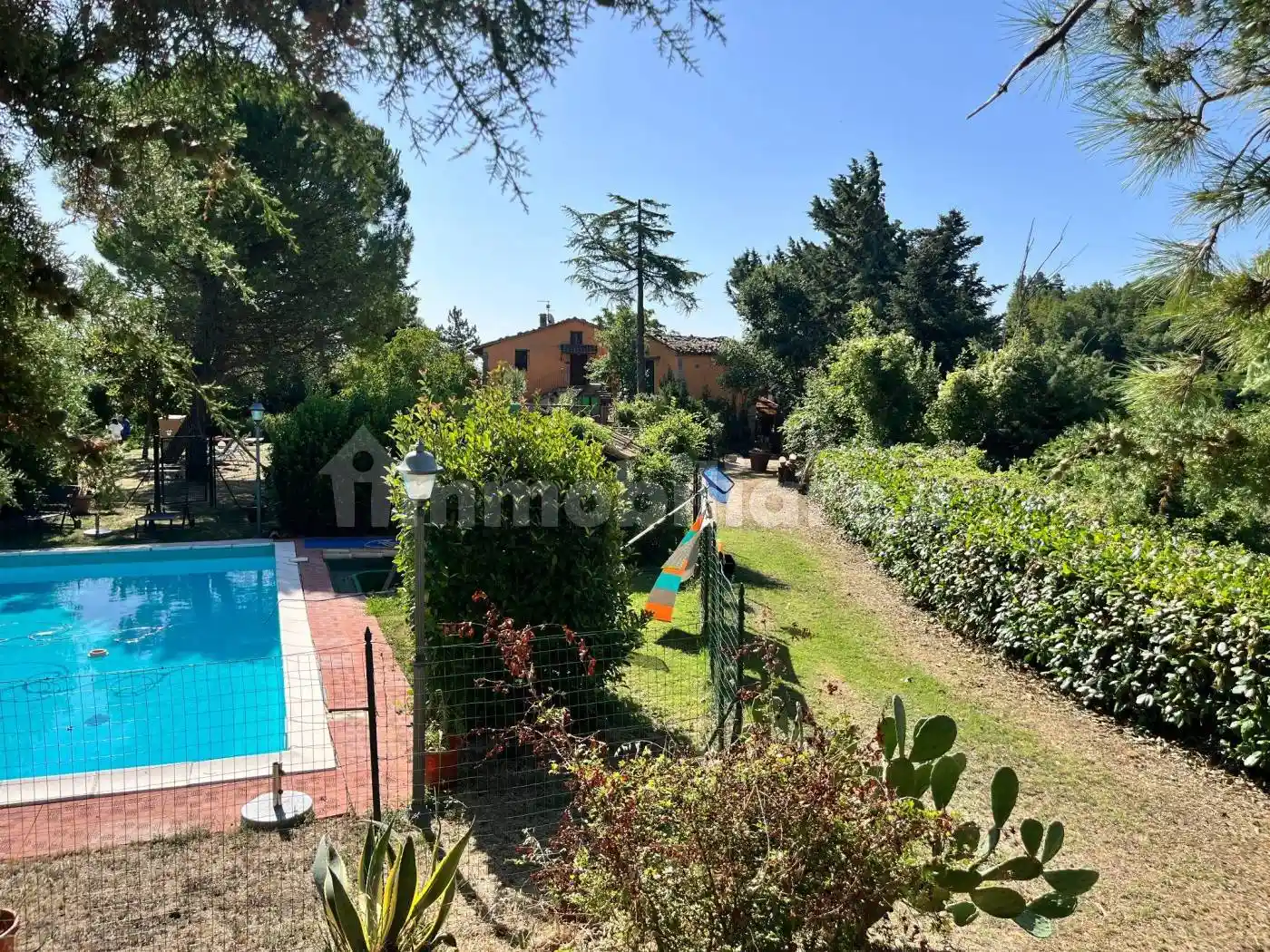 Rustico - Casale in vendita a Urbino