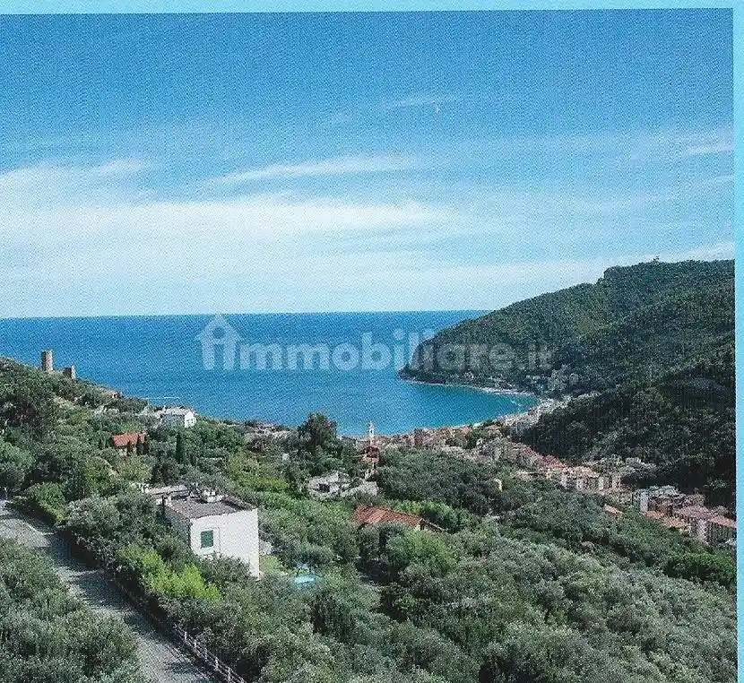 Appartamento in vendita a Noli